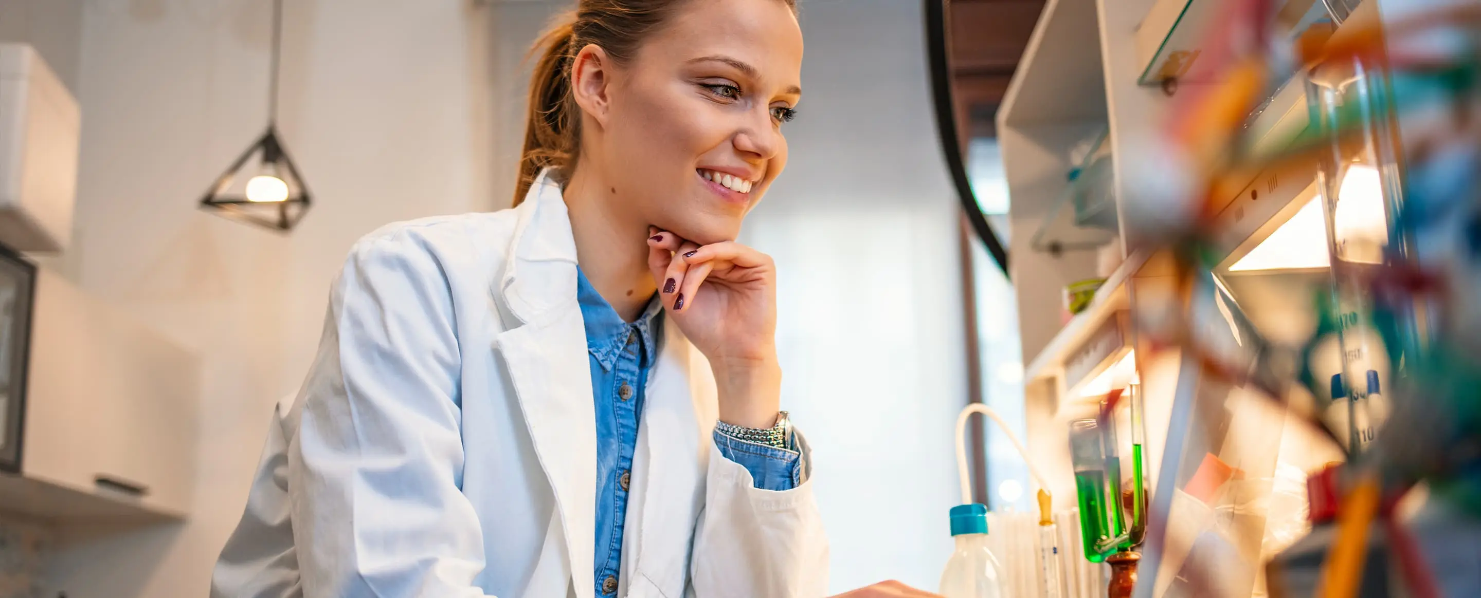 BPharm farmaceutkinja u apoteci